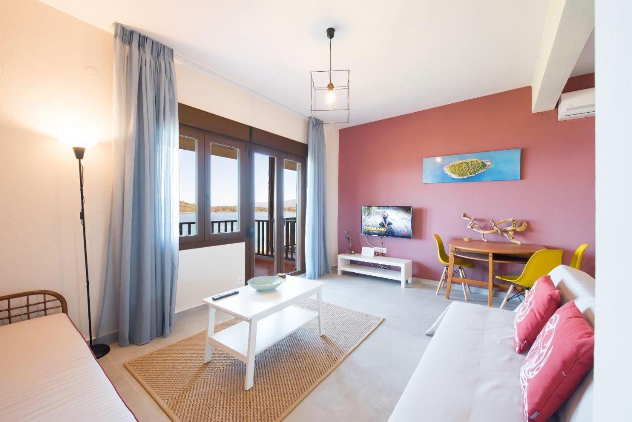 Nereus & Oceanus Beachfront Apartments, Lagonisi Beach #Feelslikehome Ormos Panagias Exterior photo