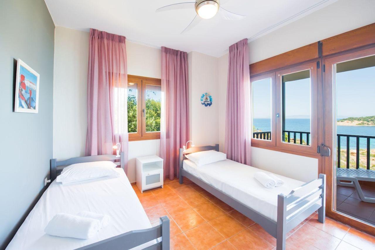 Nereus & Oceanus Beachfront Apartments, Lagonisi Beach #Feelslikehome Ormos Panagias Exterior photo