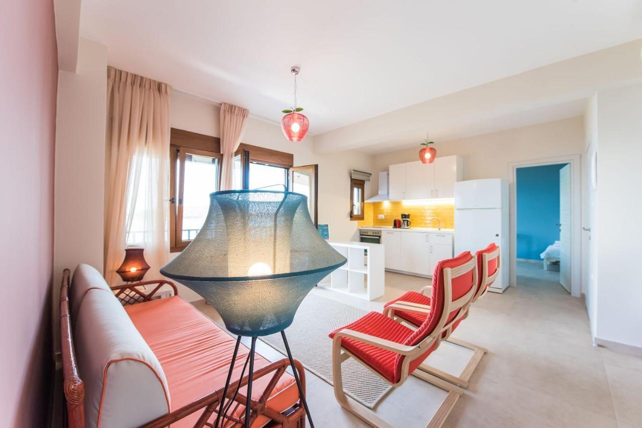 Nereus & Oceanus Beachfront Apartments, Lagonisi Beach #Feelslikehome Ormos Panagias Exterior photo