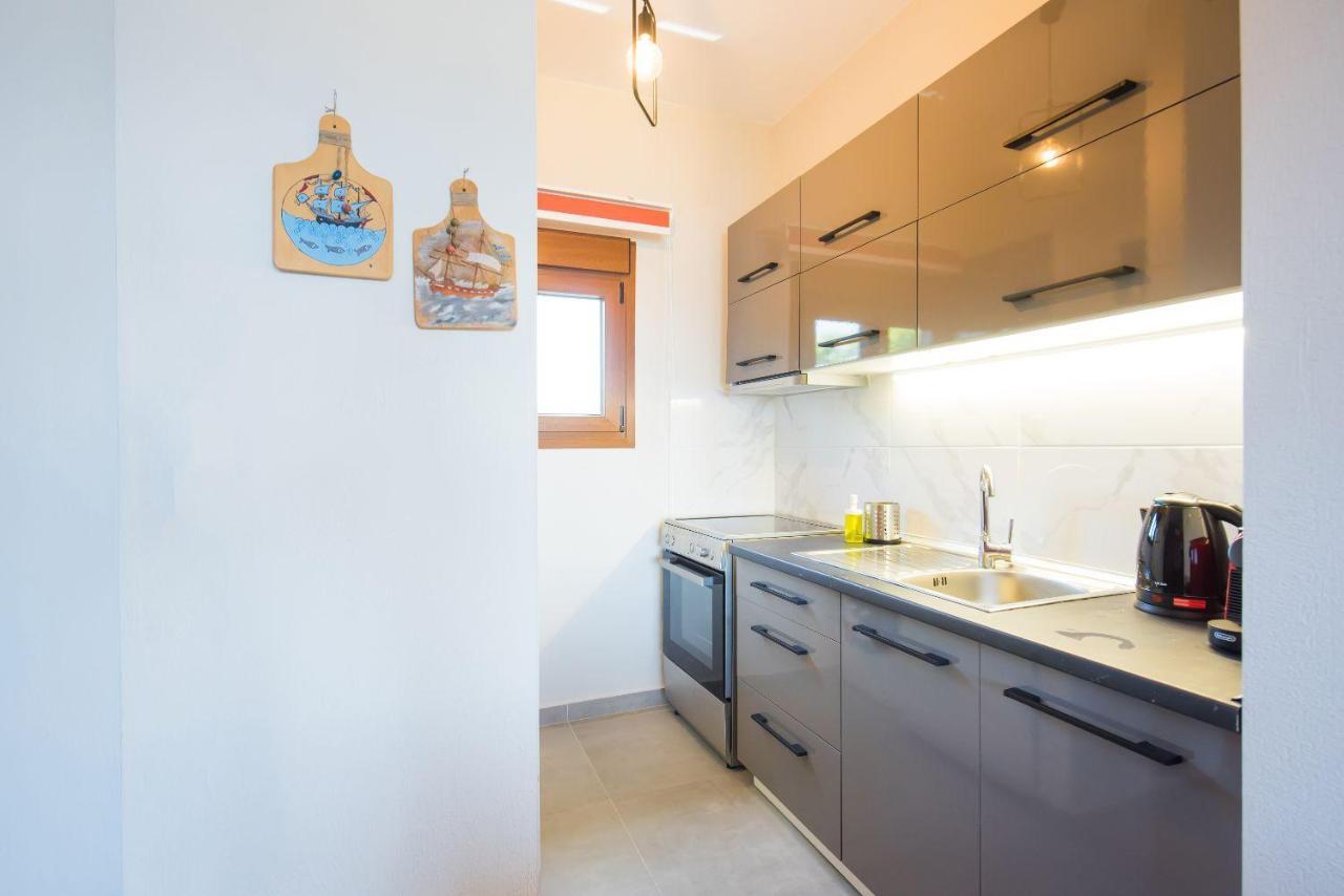 Nereus & Oceanus Beachfront Apartments, Lagonisi Beach #Feelslikehome Ormos Panagias Exterior photo