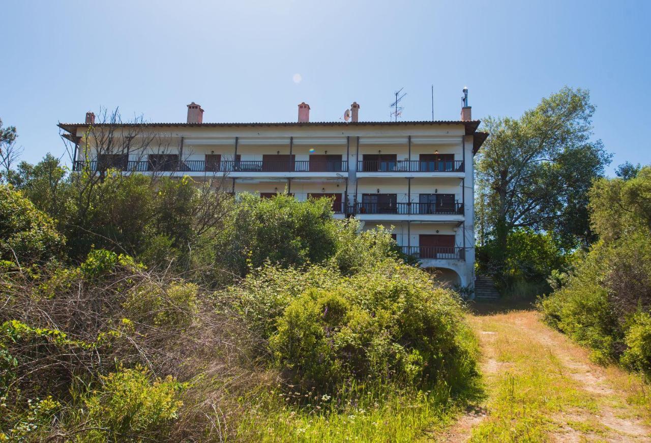 Nereus & Oceanus Beachfront Apartments, Lagonisi Beach #Feelslikehome Ormos Panagias Exterior photo