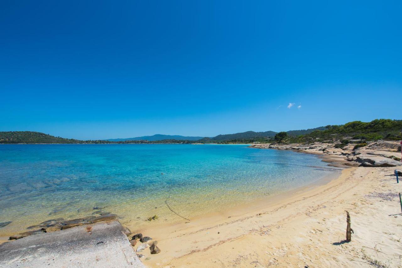 Nereus & Oceanus Beachfront Apartments, Lagonisi Beach #Feelslikehome Ormos Panagias Exterior photo